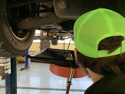 Oil Change | Bret's Autoworks