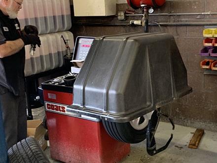 Tire Balancing | Bret's Autoworks